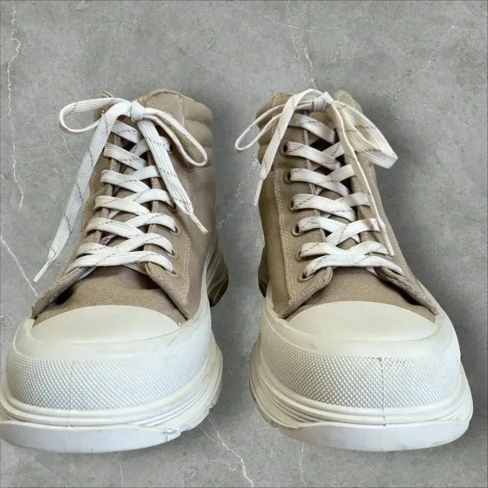 MIA Ace Canvas Lace Up High Top Sneakers Ankle Shoes Women Size 8M Sand Lug Sole - Picture 4 of 15